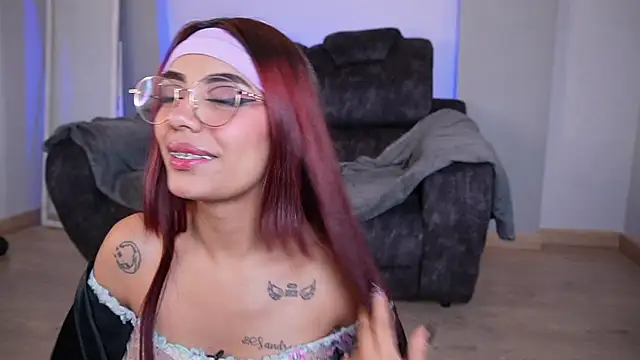 Tiffany sander online show from 11-22-25, 04:55