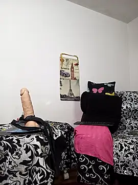 keila j online show from 12-31-24, 02:03