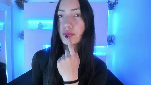 Scarlett  Fox   online show from 09-18-25, 11:01