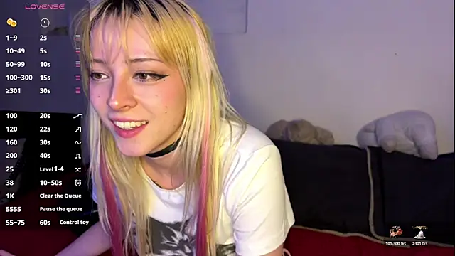 Cloe five online show from 10-22-25, 10:53