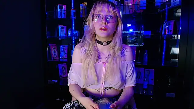 Cloe five online show from 01-09-26, 12:41