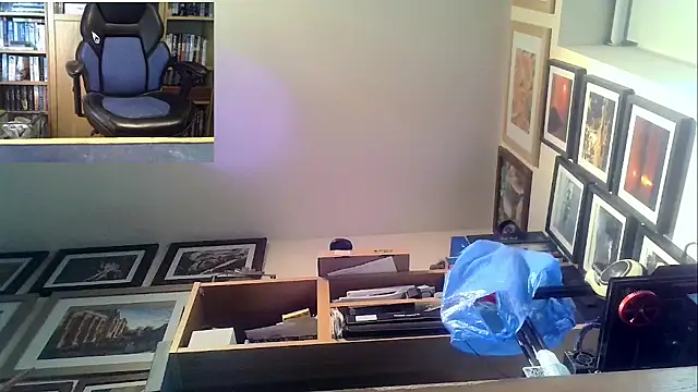 Snapshot of nataliecdlive chatting on 12-12-24, 12:05 nataliecdlive online show from 12-12-24, 12:05