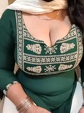 Anamika Kapoor online show from 09-20-25, 01:39