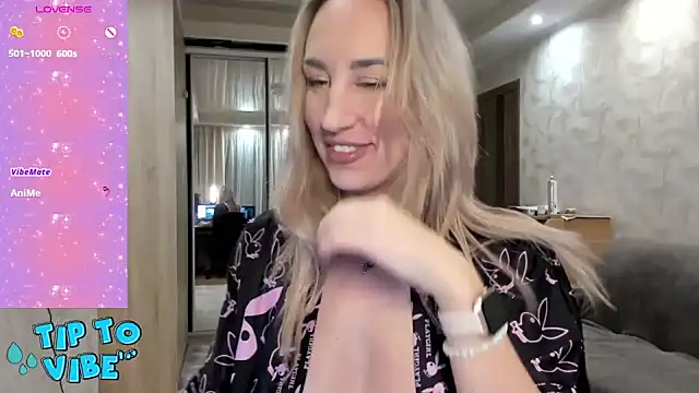 Snapshot of lady_Nati chatting on 01-16-25, 02:51 lady Nati online show from 01-16-25, 02:51