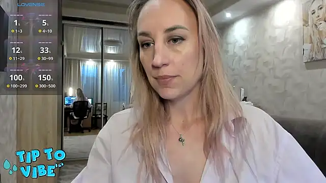 Snapshot of lady_Nati chatting on 03-01-25, 03:27 lady Nati online show from 03-01-25, 03:27
