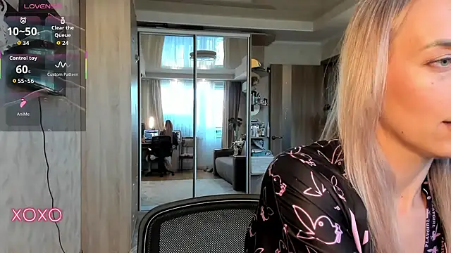 Snapshot of lady_Nati chatting on 09-22-25, 01:24 lady Nati online show from 09-22-25, 01:24