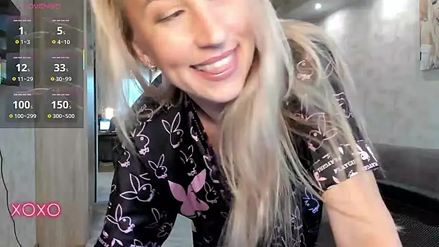 Snapshot of lady_Nati chatting on 09-29-25, 01:38 lady Nati online show from 09-29-25, 01:38