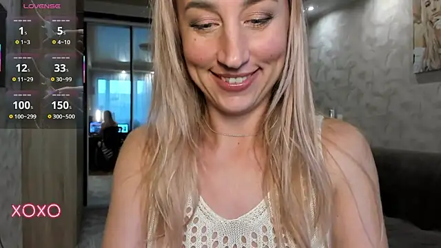 Snapshot of lady_Nati chatting on 10-22-25, 02:17 lady Nati online show from 10-22-25, 02:17