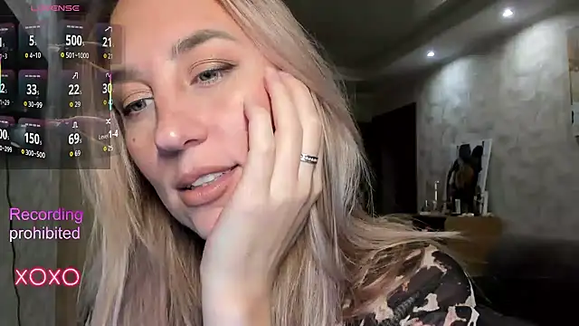 Snapshot of lady_Nati chatting on 11-09-25, 03:43 lady Nati online show from 11-09-25, 03:43