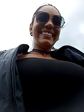 Sara-77 online show from 01-25-25, 06:13