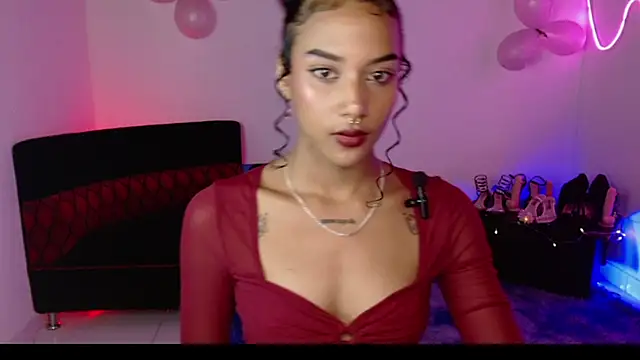 Snapshot of Chelsea__2 chatting on 11-11-25, 02:17 Chelsea 2 online show from 11-11-25, 02:17