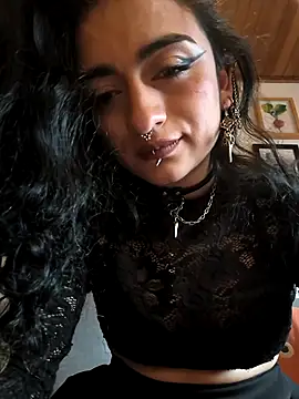 Lila Desiree online show from 12-05-25, 07:10