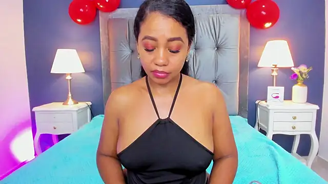 Snapshot of Kamila-Kane chatting on 02-19-25, 07:38 Kamila-Kane online show from 02-19-25, 07:38