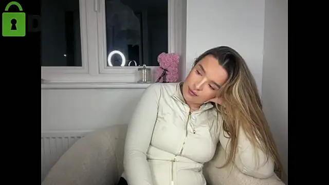 maisiesmithx online show from 02-08-26, 10:02