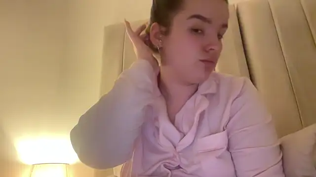 maisiesmithx online show from 03-28-26, 01:05