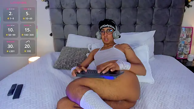 Dark hairy  online show from 01-18-26, 02:10