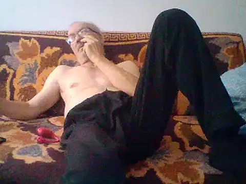 loverboyxxx69 online show from 01-04-25, 12:38