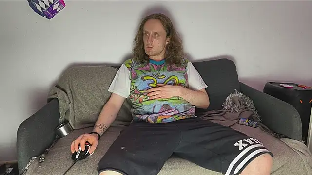 Snapshot of DrownMentallyyy chatting on 03-24-26, 01:32 DrownMentallyyy online show from 03-24-26, 01:32