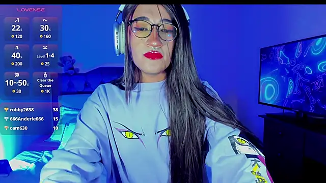 Lararose01 online show from 12-12-24, 09:19