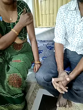 Snapshot of savixxx chatting on 12-12-24, 08:25 savixxx online show from 12-12-24, 08:25