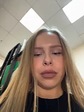 mur girl online show from 02-04-26, 03:18