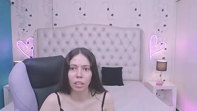 Snapshot of gabymendex chatting on 12-06-24, 04:38 gabymendex online show from 12-06-24, 04:38