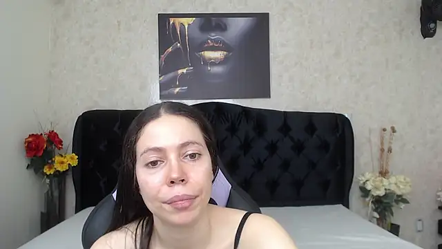 Snapshot of gabymendex chatting on 10-28-25, 04:53 gabymendex online show from 10-28-25, 04:53