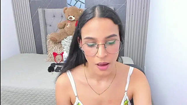 Susieeve online show from 12-12-24, 10:42