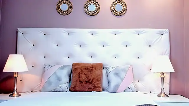 Violet Grace online show from 02-19-25, 12:44