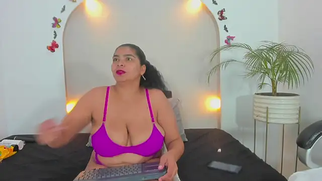 Sofii Cooper1 online show from 11-12-25, 03:29