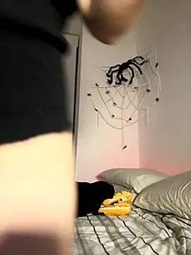 Snapshot of AgnesCampp chatting on 10-22-25, 07:13 AgnesCampp online show from 10-22-25, 07:13