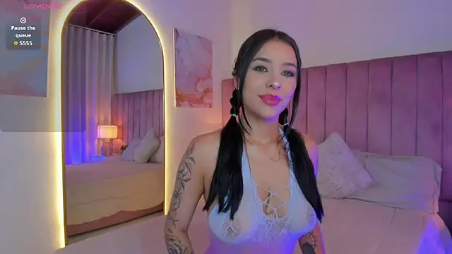 SweetGirl       online show from 10-11-25, 10:58