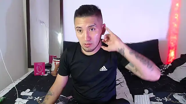 Snapshot of Jeiison_duf chatting on 02-17-26, 02:46 Jeiison duf online show from 02-17-26, 02:46