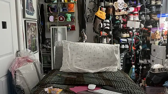 joeytatts66 online show from 03-02-26, 05:08