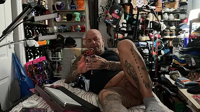 joeytatts66 online show from 06-24-26, 01:37