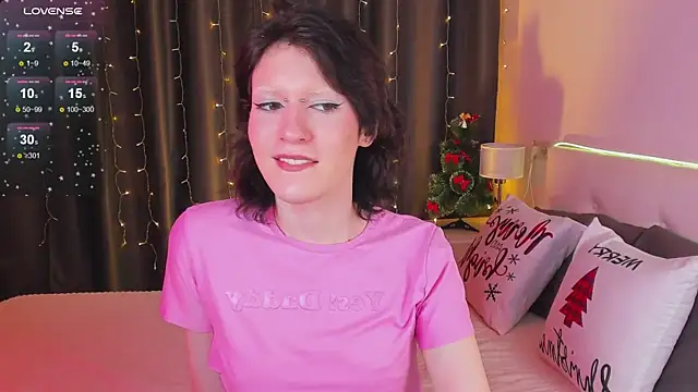 Snapshot of Kolette_Gray chatting on 01-05-25, 03:13 Kolette Gray online show from 01-05-25, 03:13