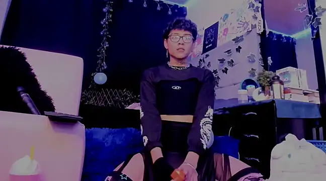 Snapshot of jacks_hotter chatting on 01-20-25, 11:21 jacks hotter online show from 01-20-25, 11:21