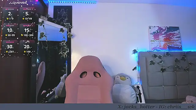 Snapshot of jacks_hotter chatting on 11-24-25, 10:31 jacks hotter online show from 11-24-25, 10:31