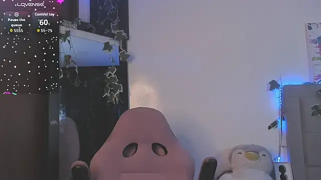 Snapshot of jacks_hotter chatting on 11-26-25, 10:00 jacks hotter online show from 11-26-25, 10:00