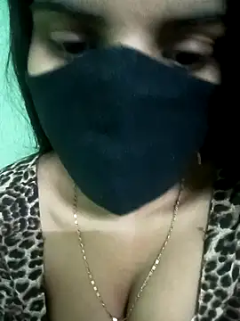 Snapshot of Sania-Love chatting on 12-15-24, 11:09 Sania-Love online show from 12-15-24, 11:09