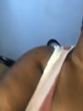 Snapshot of PervertPreggy chatting on 12-18-24, 04:31 PervertPreggy online show from 12-18-24, 04:31