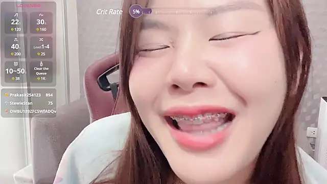 Snapshot of nenechuchu chatting on 02-14-25, 08:31 nenechuchu online show from 02-14-25, 08:31