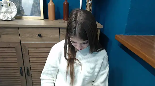 Snapshot of felicity_gold chatting on 12-03-24, 10:39 felicity gold online show from 12-03-24, 10:39