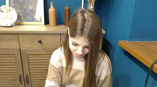 Snapshot of felicity_gold chatting on 12-10-24, 10:17 felicity gold online show from 12-10-24, 10:17