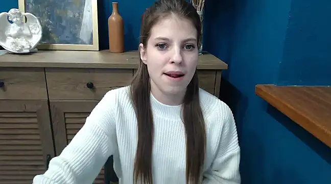 Snapshot of felicity_gold chatting on 12-11-24, 12:23 felicity gold online show from 12-11-24, 12:23