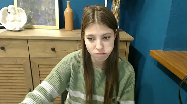 Snapshot of felicity_gold chatting on 12-12-24, 10:56 felicity gold online show from 12-12-24, 10:56