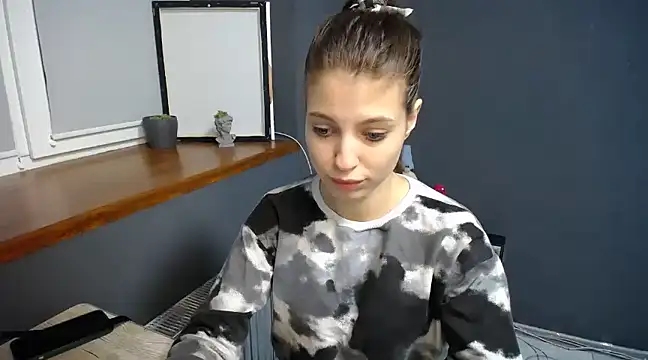 Snapshot of felicity_gold chatting on 02-01-25, 07:36 felicity gold online show from 02-01-25, 07:36