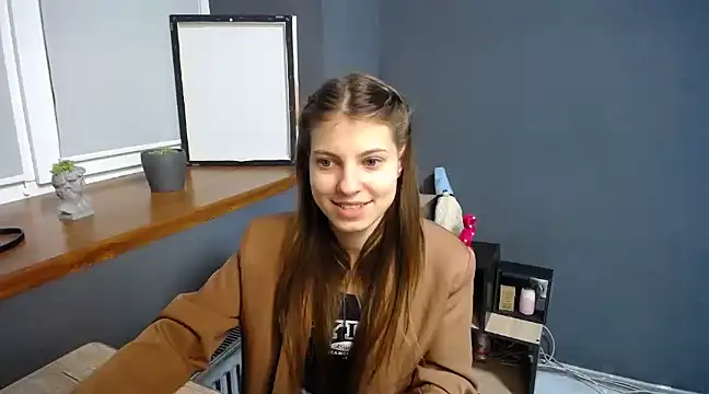 Snapshot of felicity_gold chatting on 02-03-25, 08:35 felicity gold online show from 02-03-25, 08:35