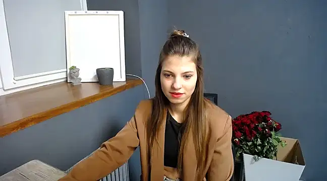 Snapshot of felicity_gold chatting on 02-24-25, 07:33 felicity gold online show from 02-24-25, 07:33