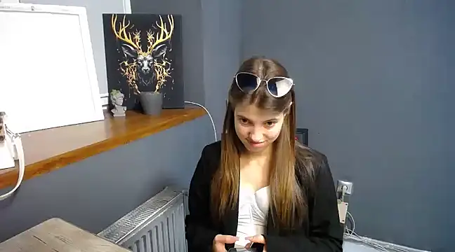 Snapshot of felicity_gold chatting on 03-10-25, 07:21 felicity gold online show from 03-10-25, 07:21